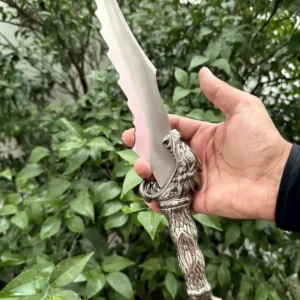Home dragon dagger
