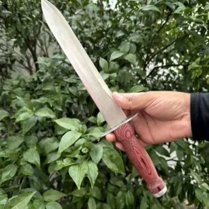 Home straight double edged dagger