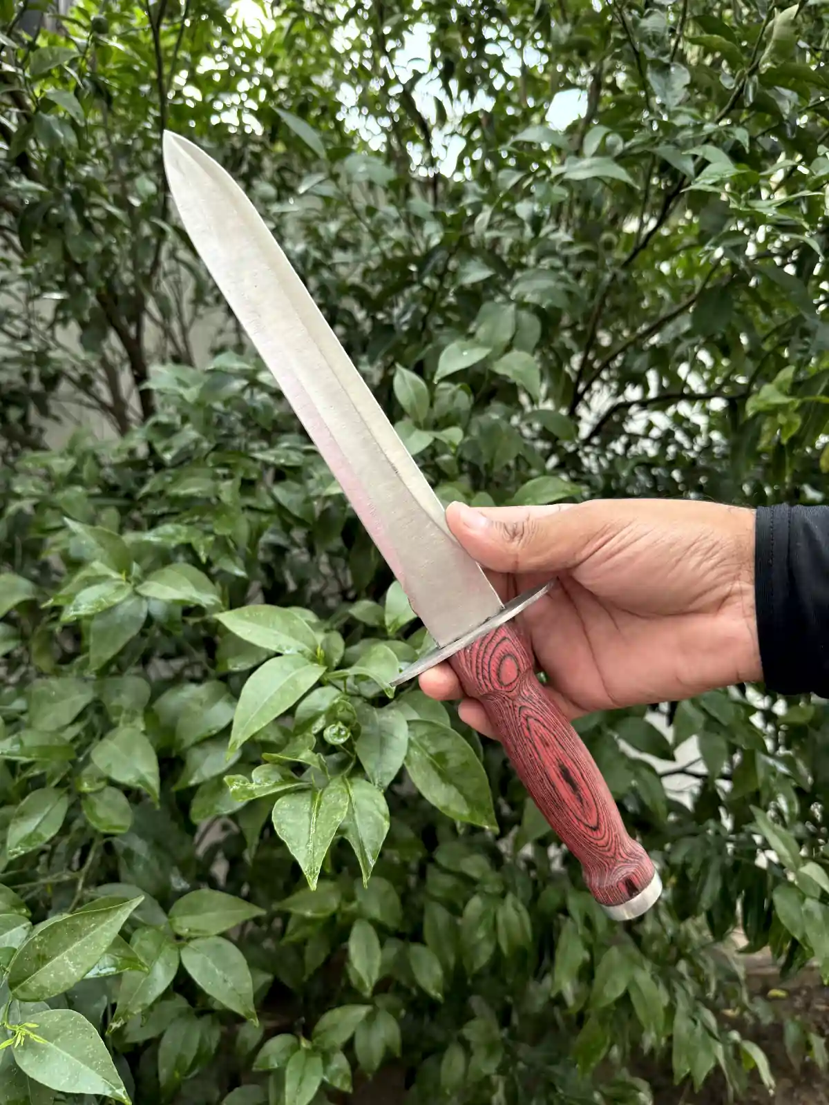 straight double edged dagger straight double edged dagger