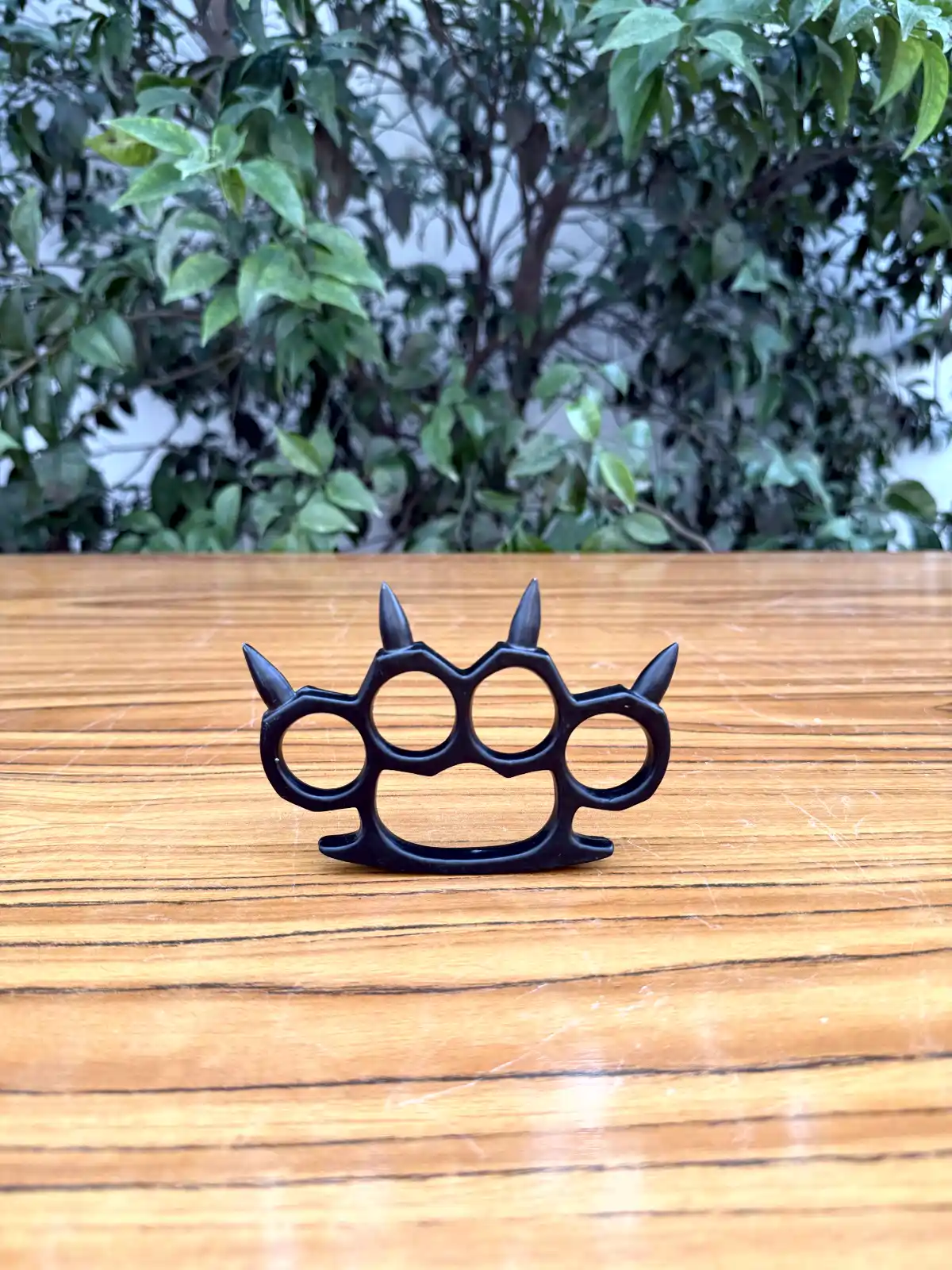 black spiked knuckle black spiked knuckle